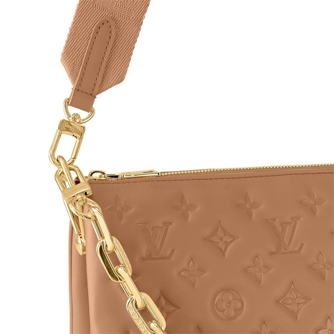 Louis Vuitton M21261 Coussin PM