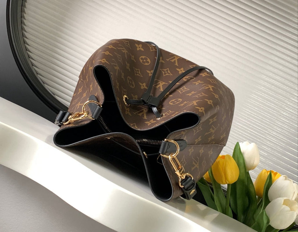 Louis Vuitton M44020 NéoNoé MM