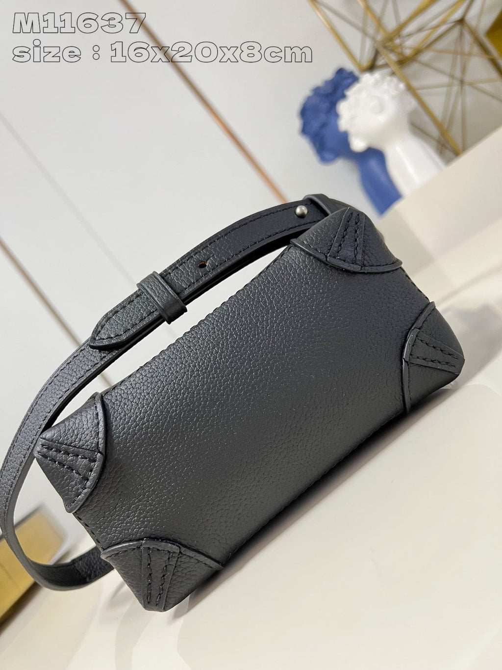Louis Vuitton M11637 Steamer 15