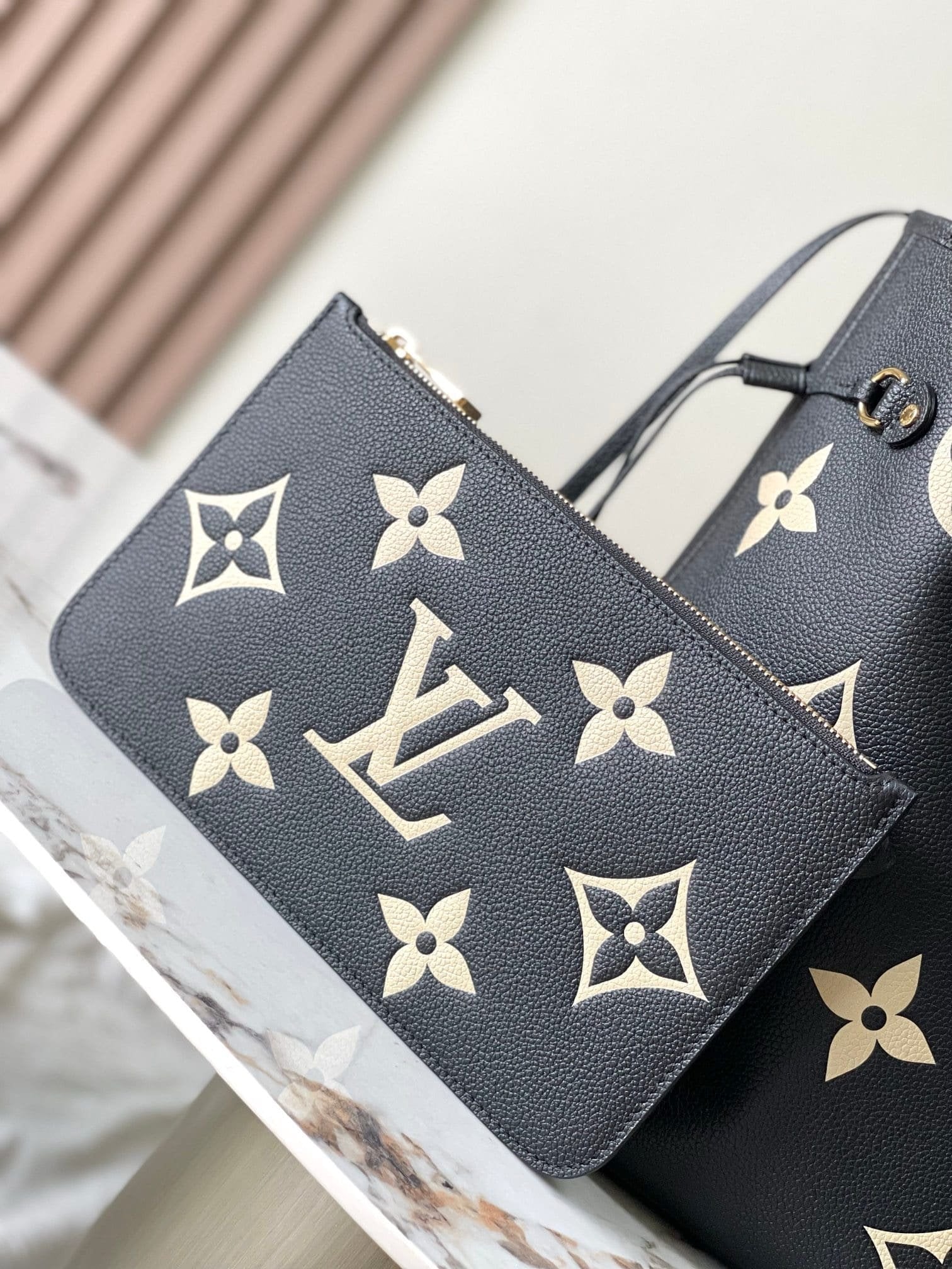 Louis Vuitton M58907 Neverfull MM