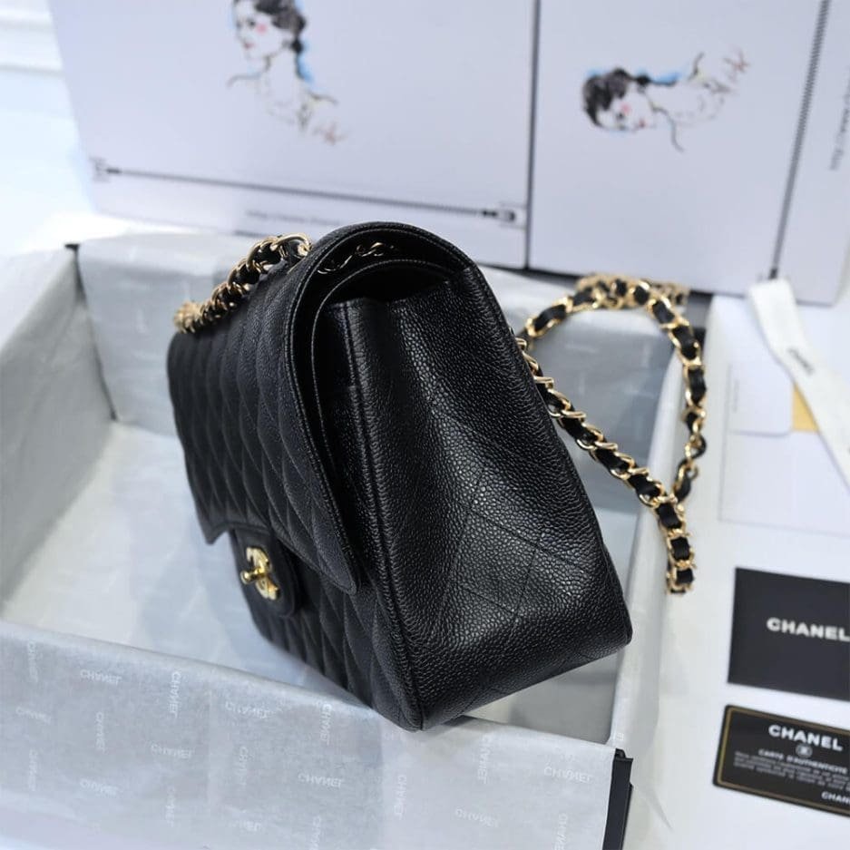 CHANEL LARGE CLASSIC HANDBAG  Grained Calfskin & Gold Metal