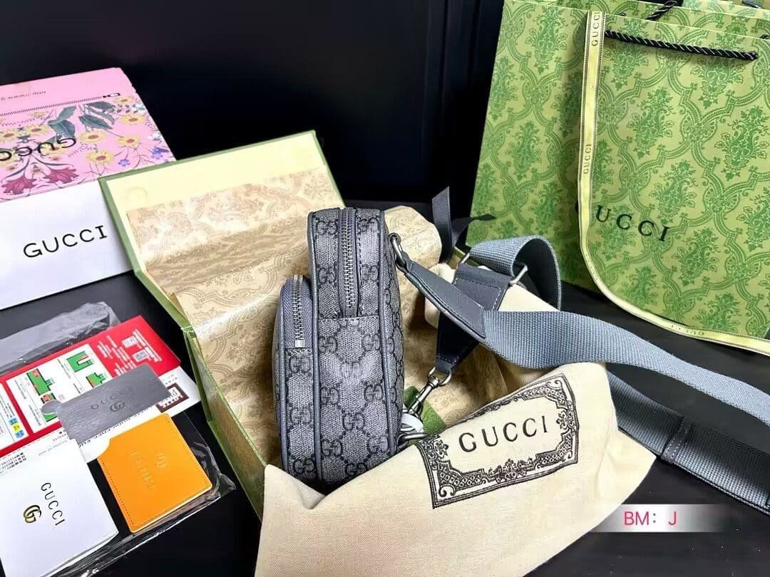 GUCCI OPHIDIA GG MINI BAG