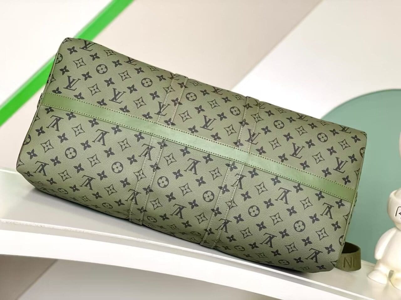 Louis Vuitton M23963 Keepall Bandoulière 55