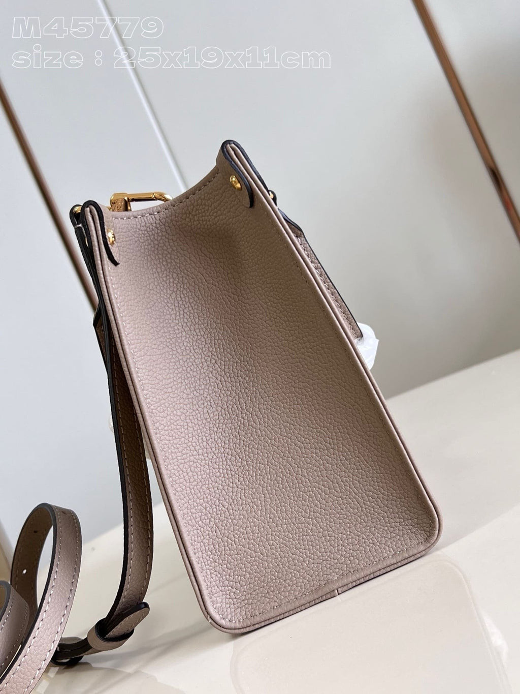 Louis Vuitton Onthego PM M45779